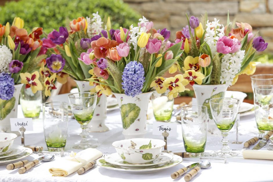 decoracao com flores coloridas 