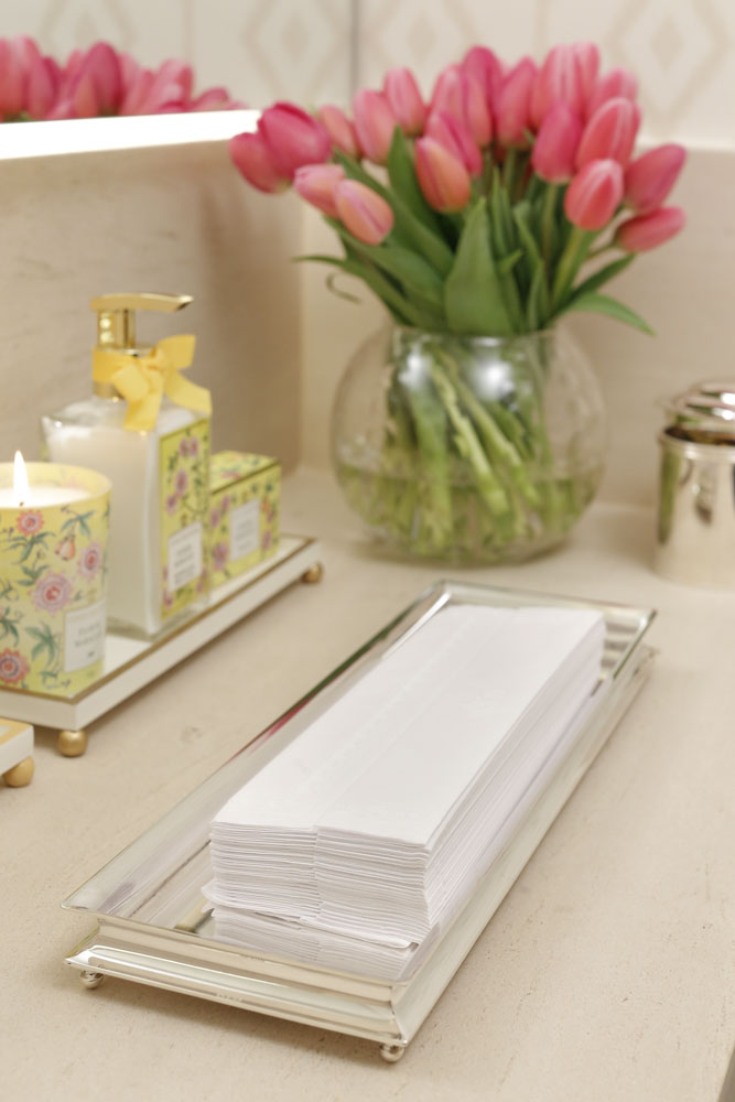 bandeja em prata retangular