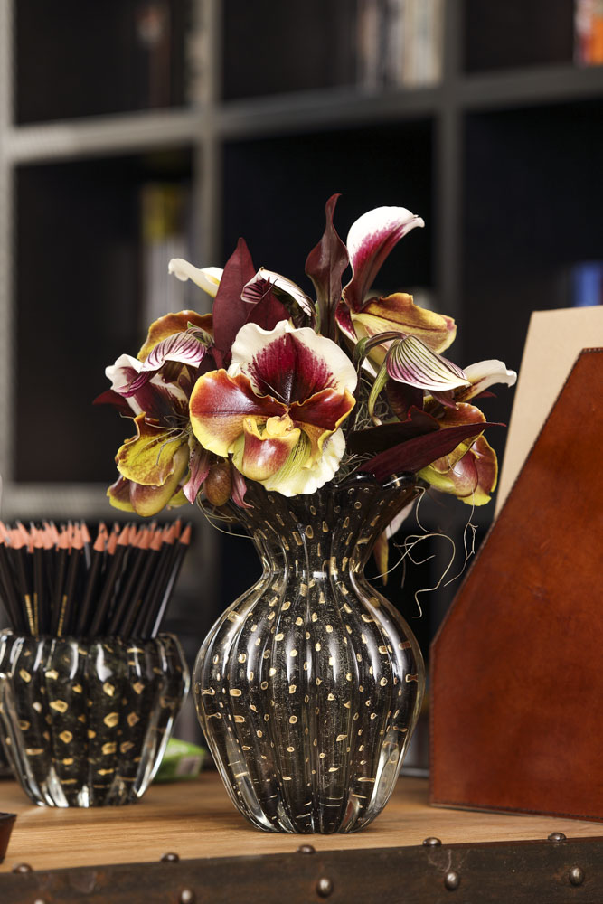 orquídeas sapatão em tons de vinho