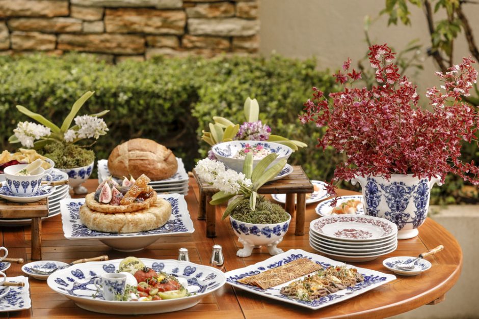 mesa de tapas com buffet vivi barros