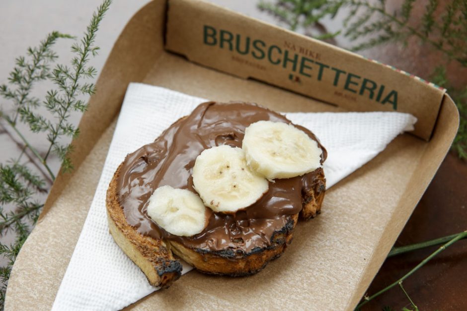 bruschetta doce de banana com nutella da Na Bike bruschetteria 