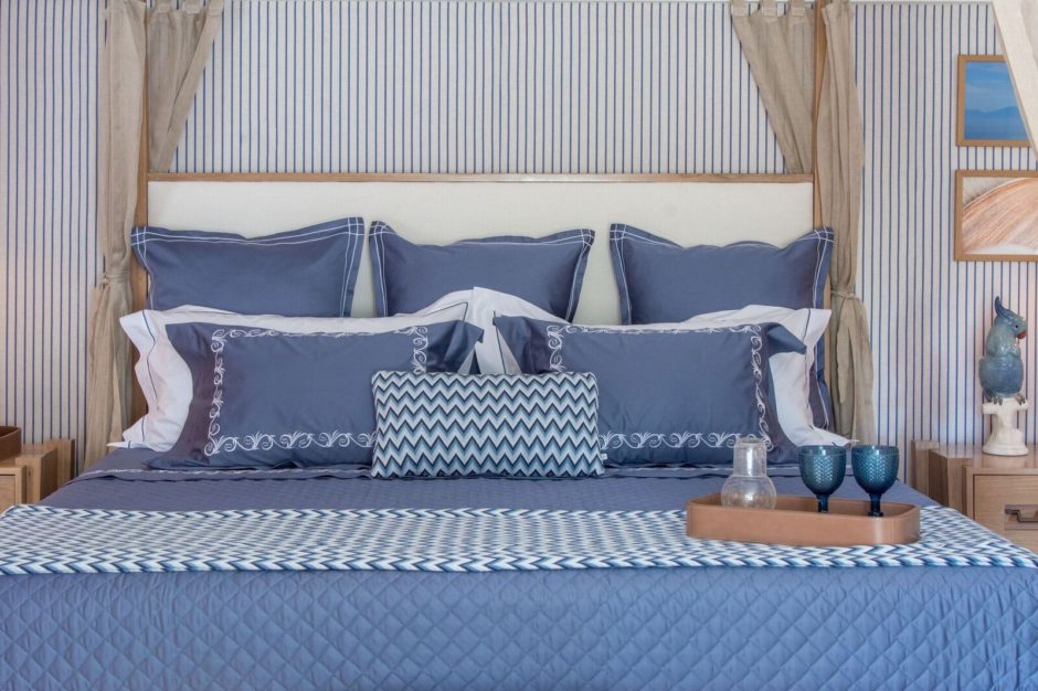 roupa de cama azul