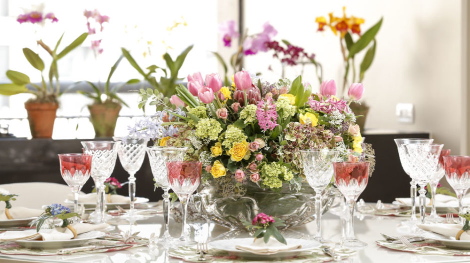 mesa de almoço para o dia das mães 
