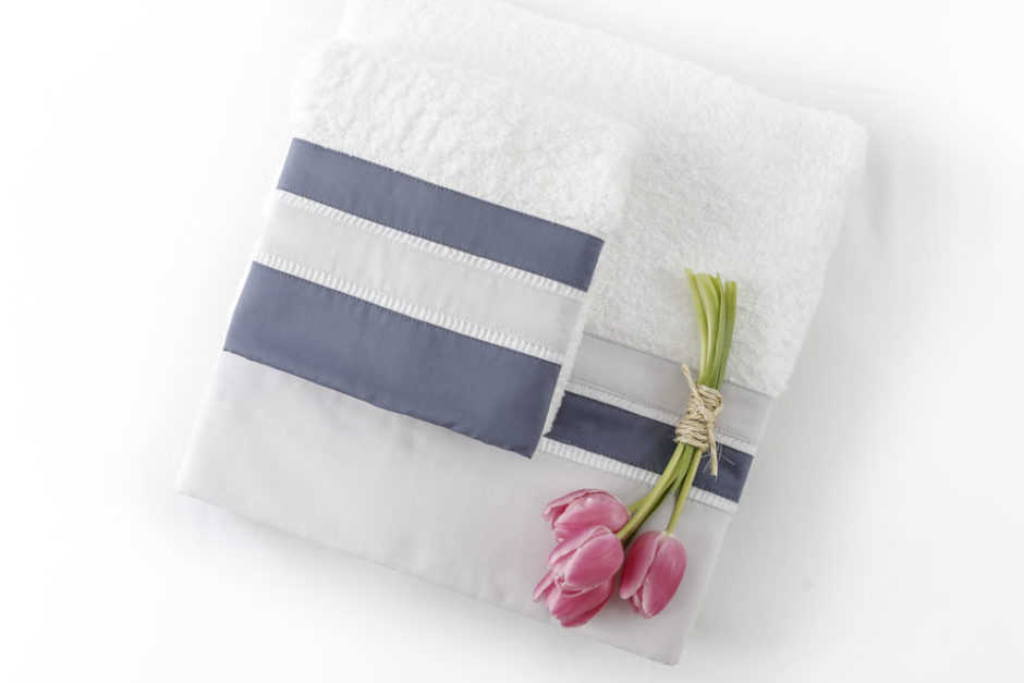 conjunto de toalha valencien azul e branco