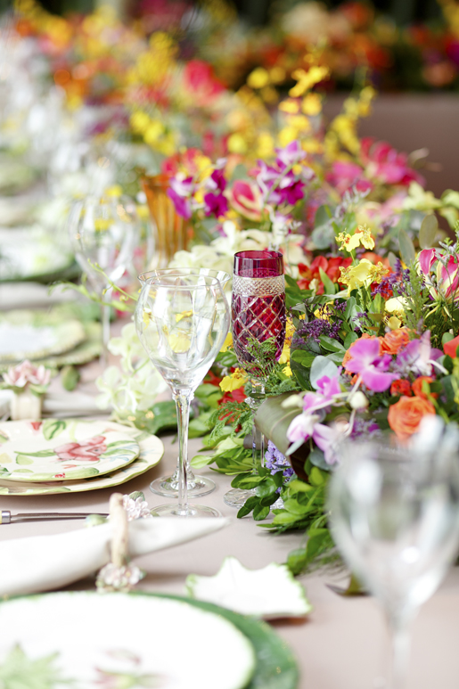 taças de cristal vinho vestindo a mesa 